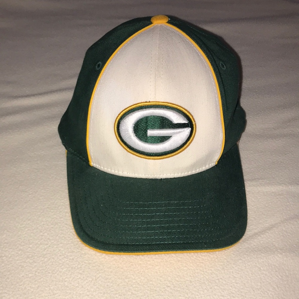 NWT Green Bay Packers NFL baseball cap embroidered G logo on front